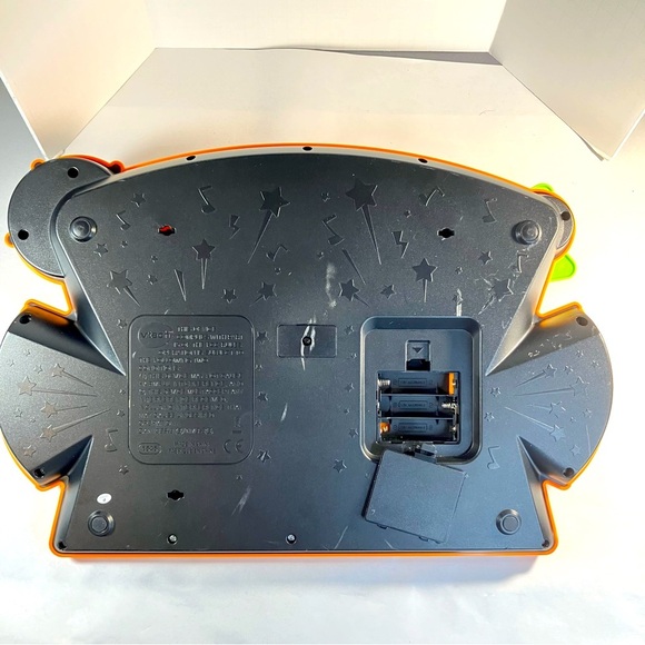 Record & Learn KidiStudio Vtech. Interactive Music Learning Toy piano keyboard - Picture 10 of 11